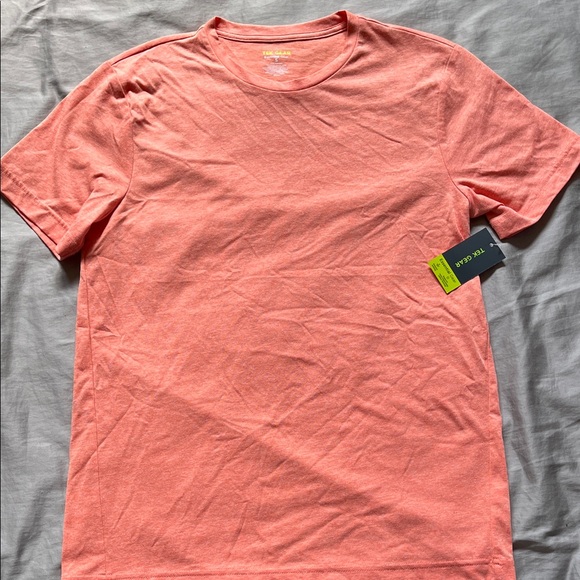 Tek Gear Men's Short Sleeve Coral Tee - Picture 1 of 1